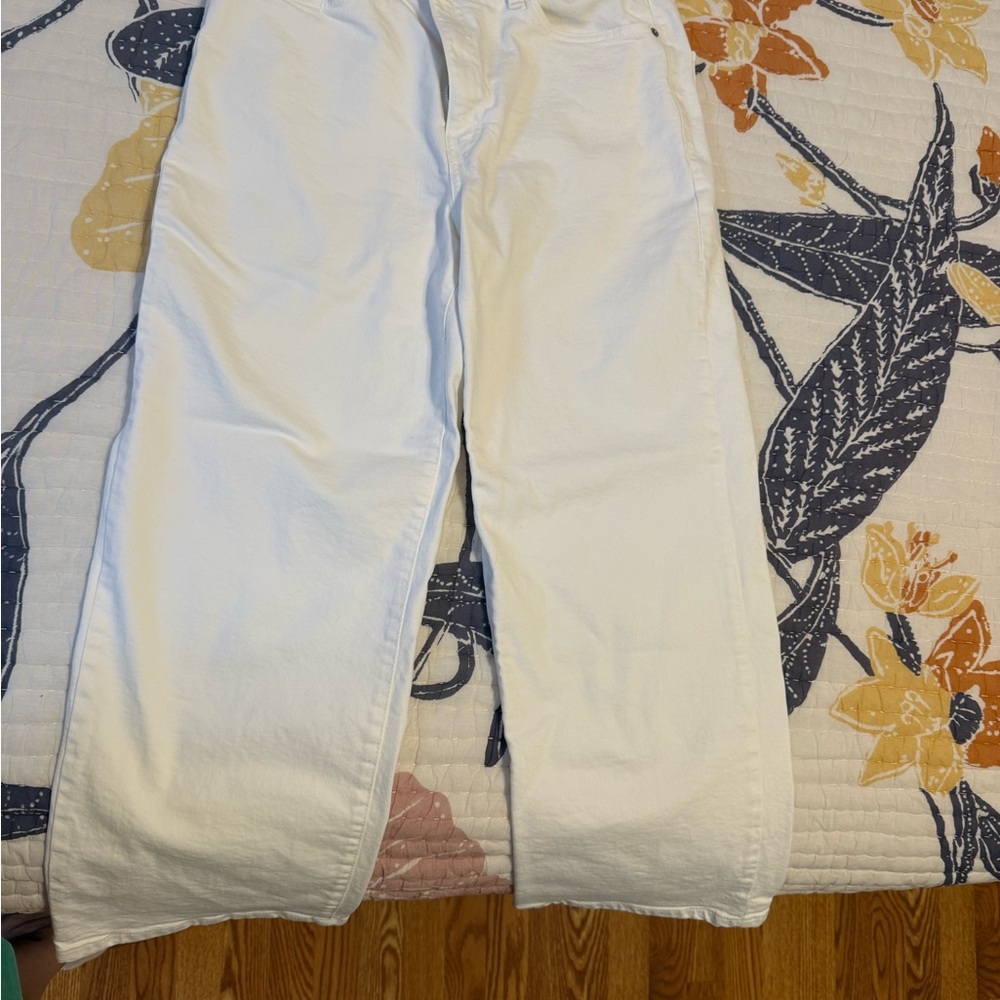 White Straight Leg Crop Jeans